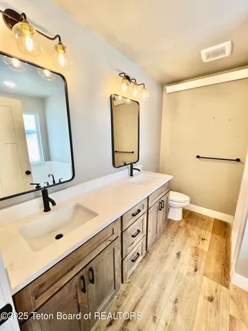 $470,000 | 100 Bear Hollow, Thayne, WY 83127