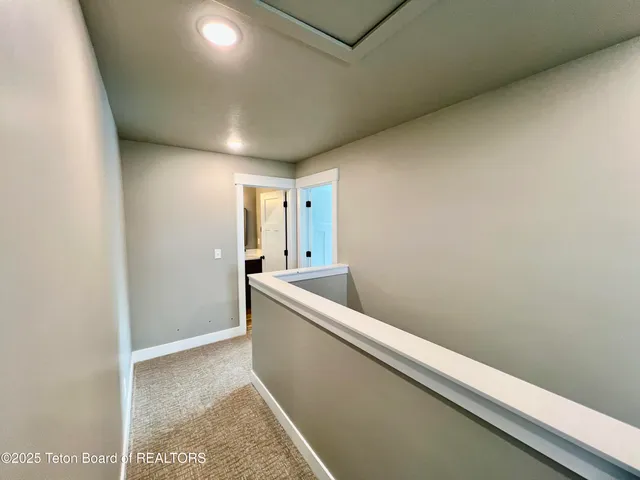 $470,000 | 100 Bear Hollow, Thayne, WY 83127