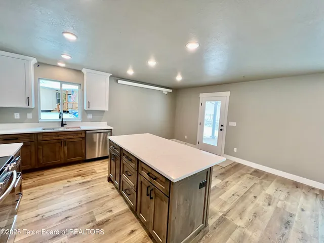 $470,000 | 100 Bear Hollow, Thayne, WY 83127