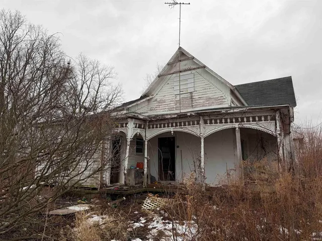 $57,400 | 11899 South Hartford City Road, Warren, IN 46792