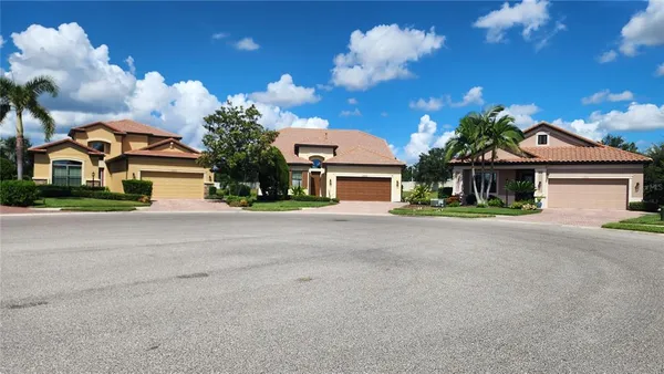 $3,500 | 10659 Glencorse Terrace, Bradenton, FL 34211