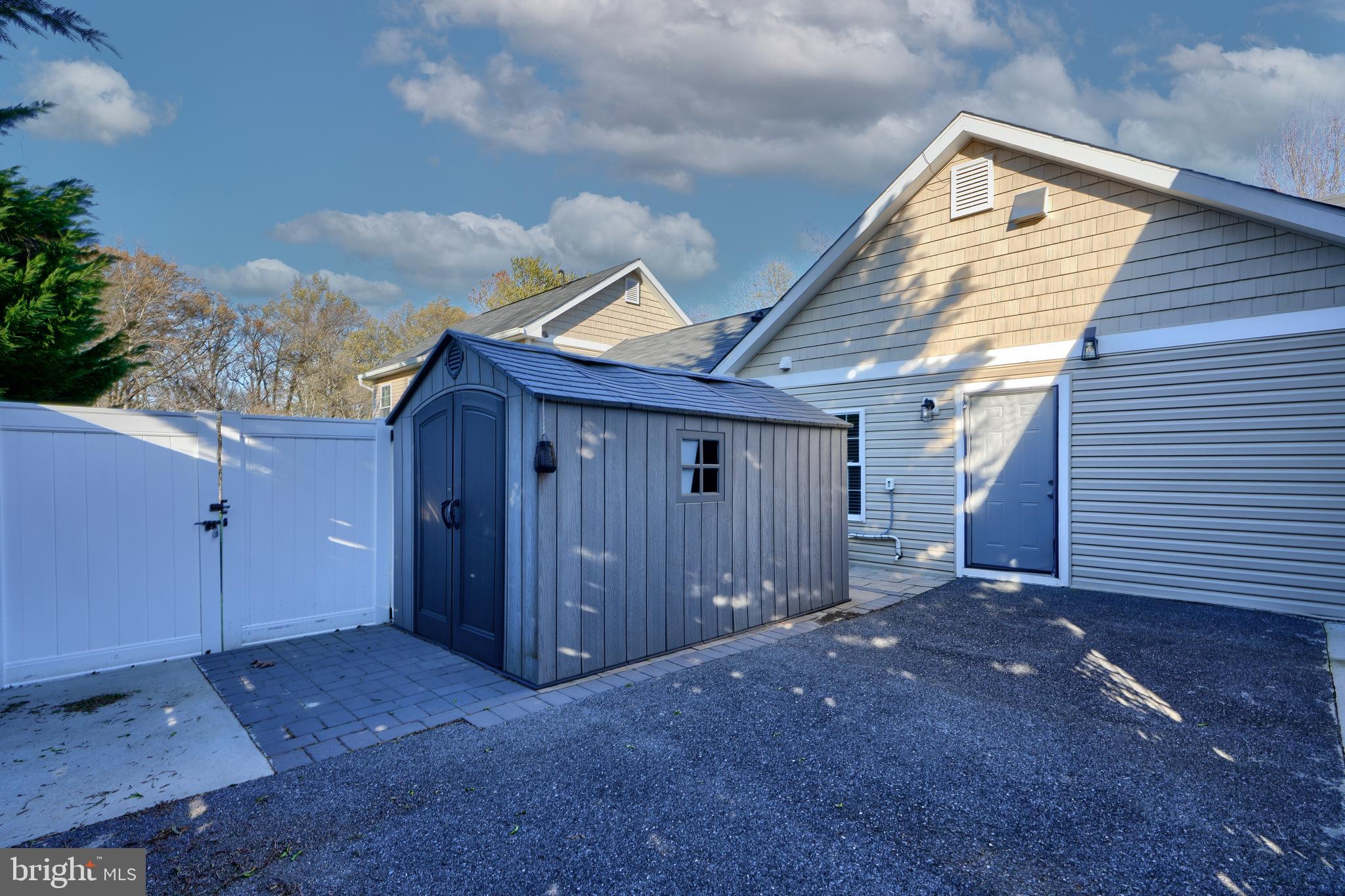 12330 Scaggsville Road Fulton, MD 20759 - Photo 40 of 40 a backyard of a house
