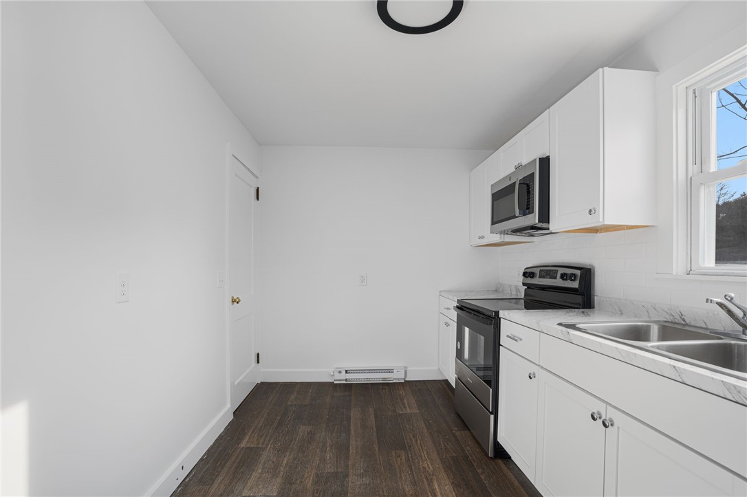 64 Martens Road Portsmouth, RI 02871 - Photo 7 of 21 Kitchen