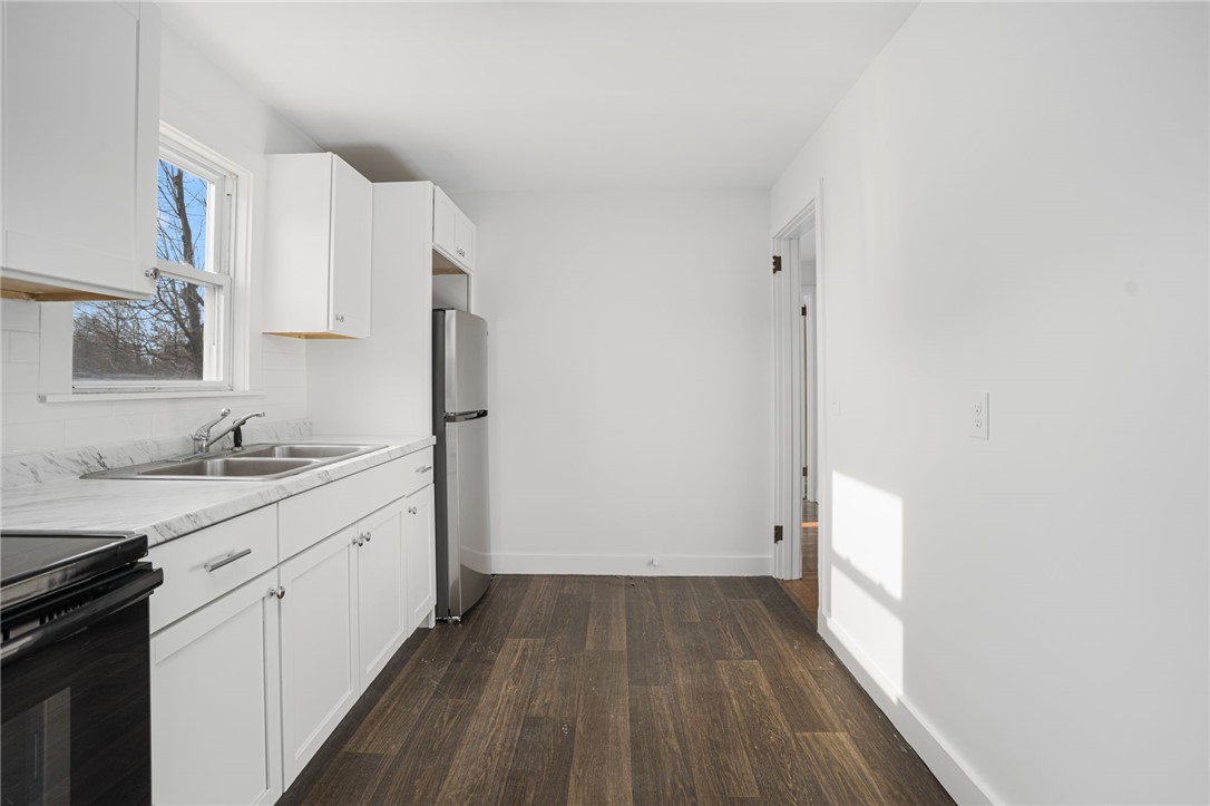 64 Martens Road Portsmouth, RI 02871 - Photo 8 of 21 Kitchen