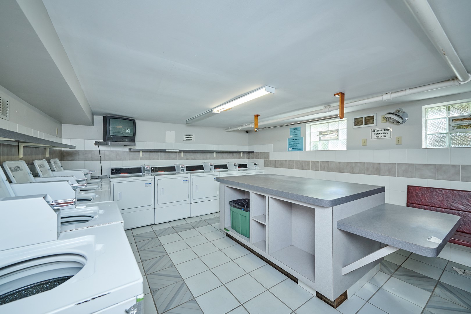 7375 North Winchester Avenue, Unit 1W Chicago, IL 60626 - Photo 8 of 8