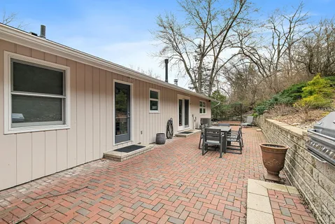 915 Willow Lane, Sleepy Hollow, IL 60118