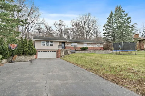 915 Willow Lane, Sleepy Hollow, IL 60118