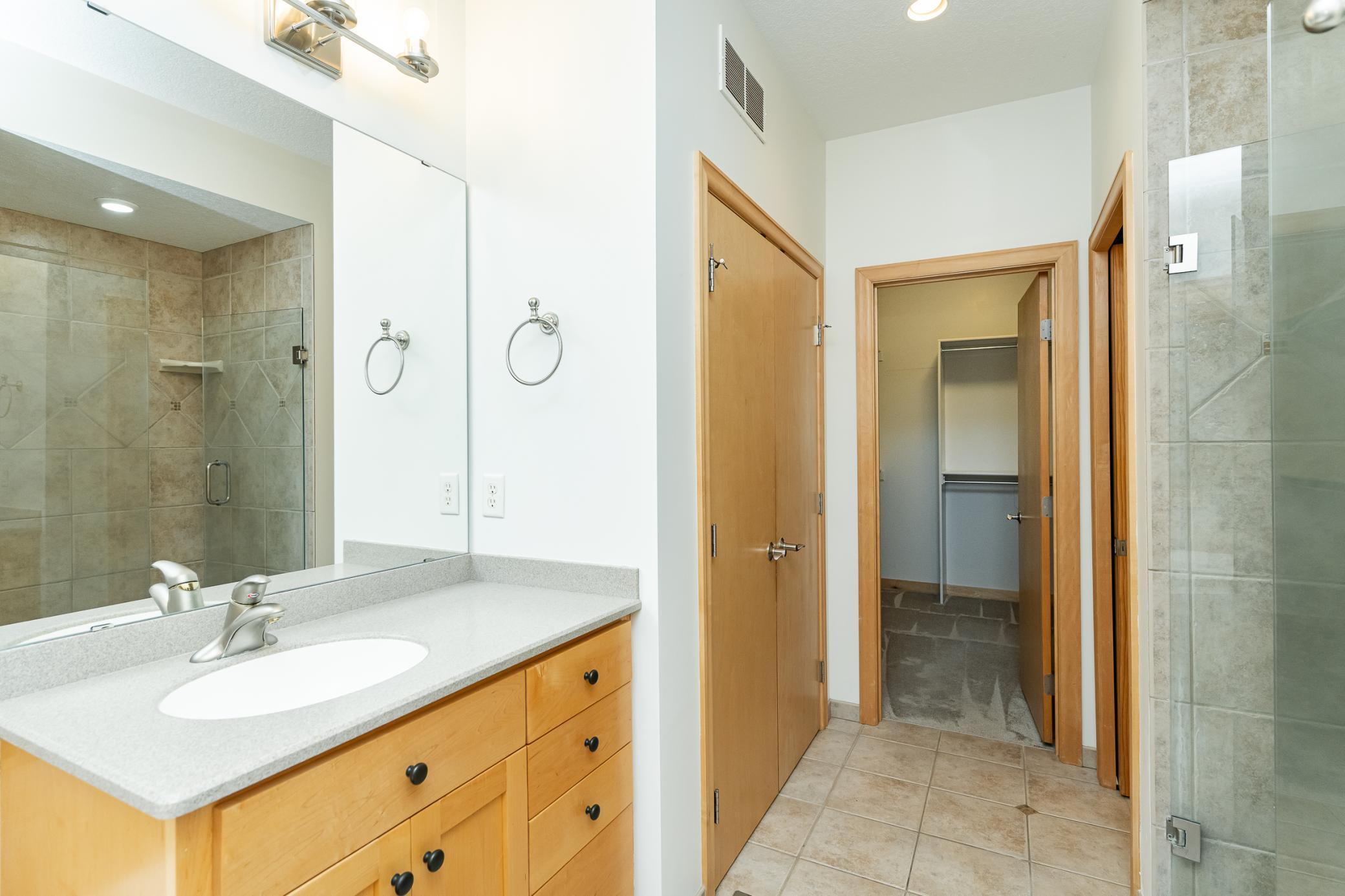 2234 Baihly Hills Drive Southwest Rochester, MN 55902 - Photo 24 of 42