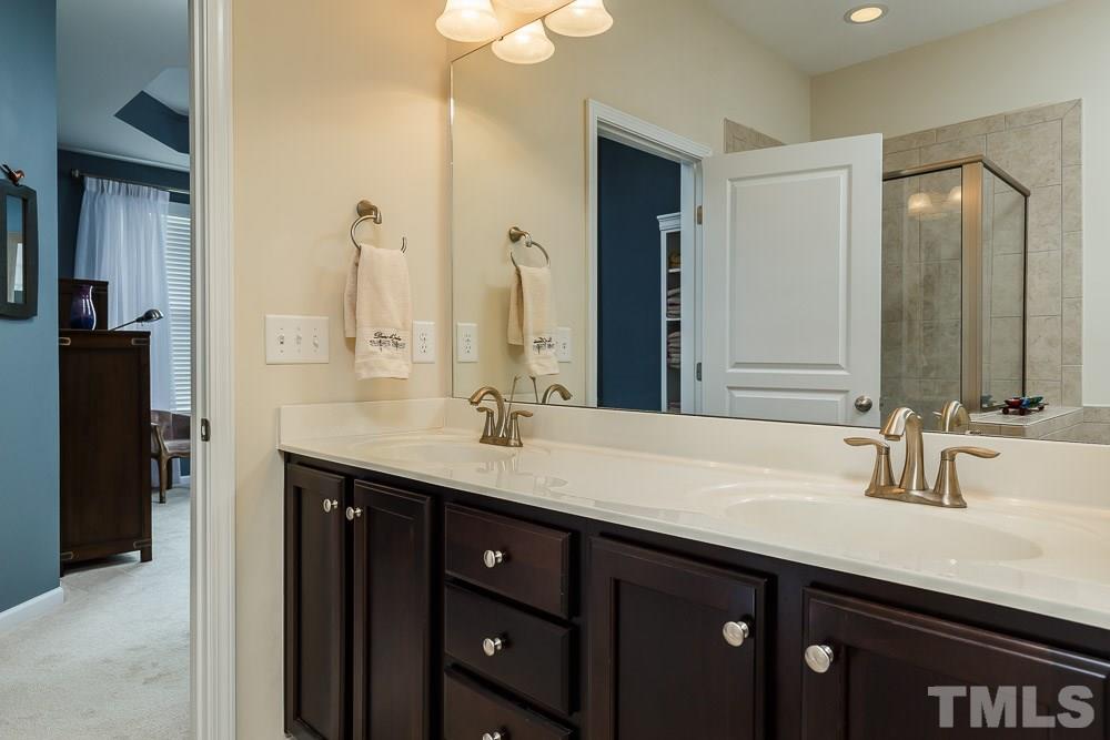 10107 Barnhart Way Raleigh, NC 27617 - Photo 11 of 25 Gallery Image 11