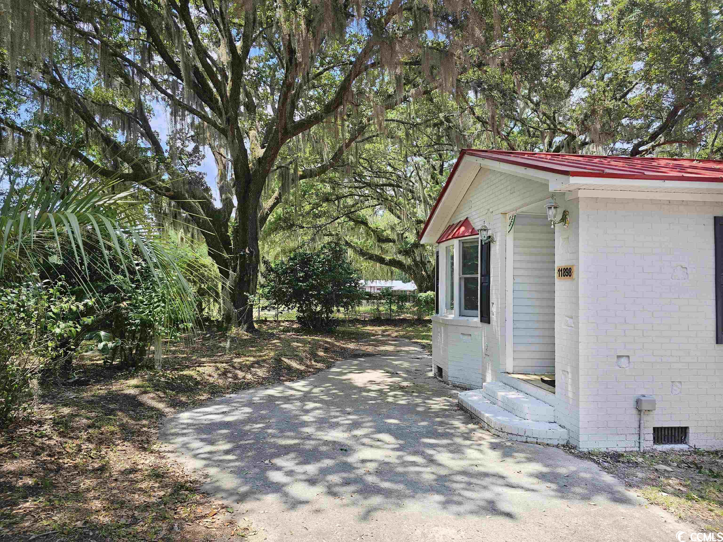 11898 South Fraser Street Georgetown, SC 29440 - Photo 4 of 22