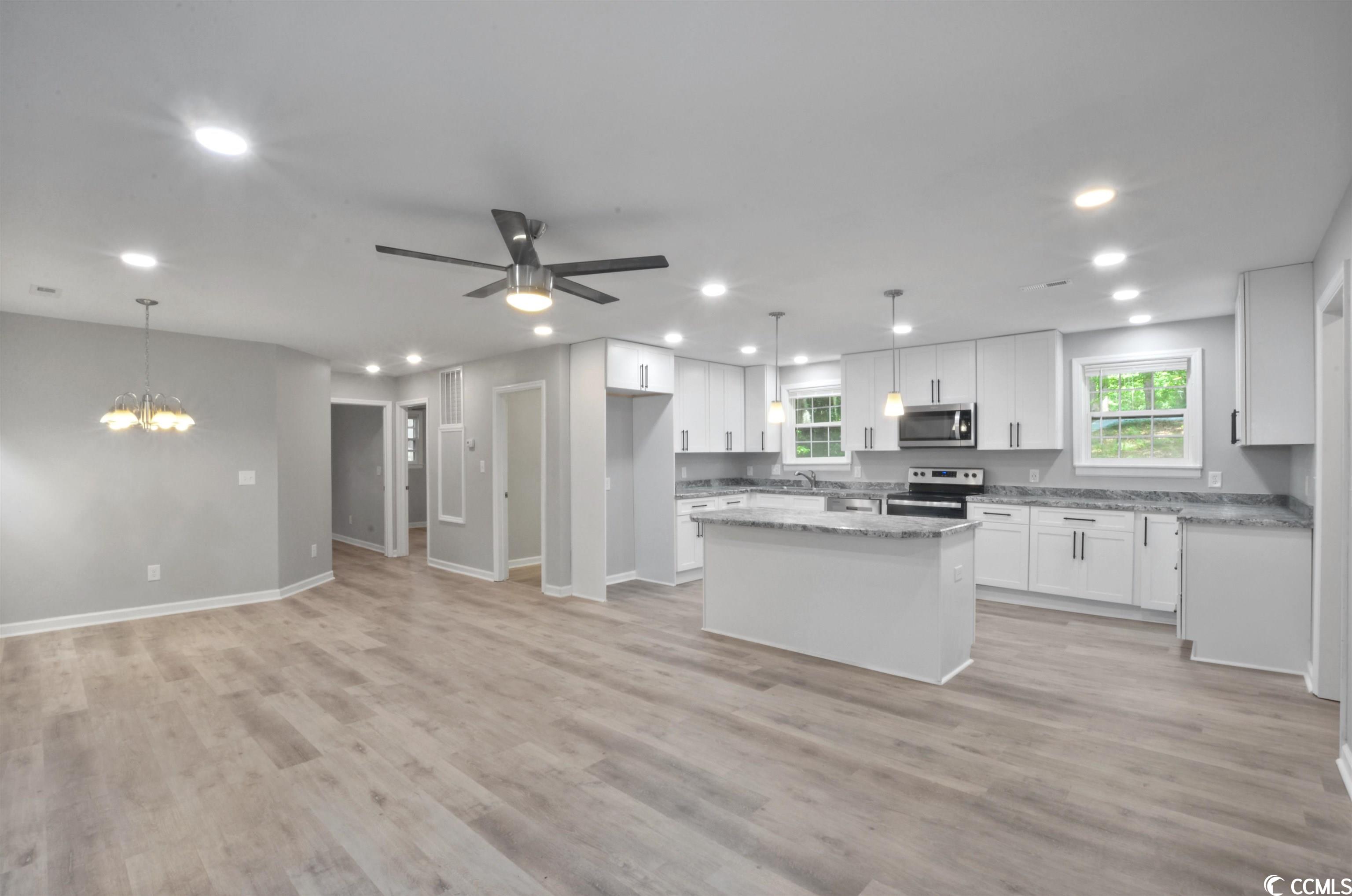 11898 South Fraser Street Georgetown, SC 29440 - Photo 10 of 22