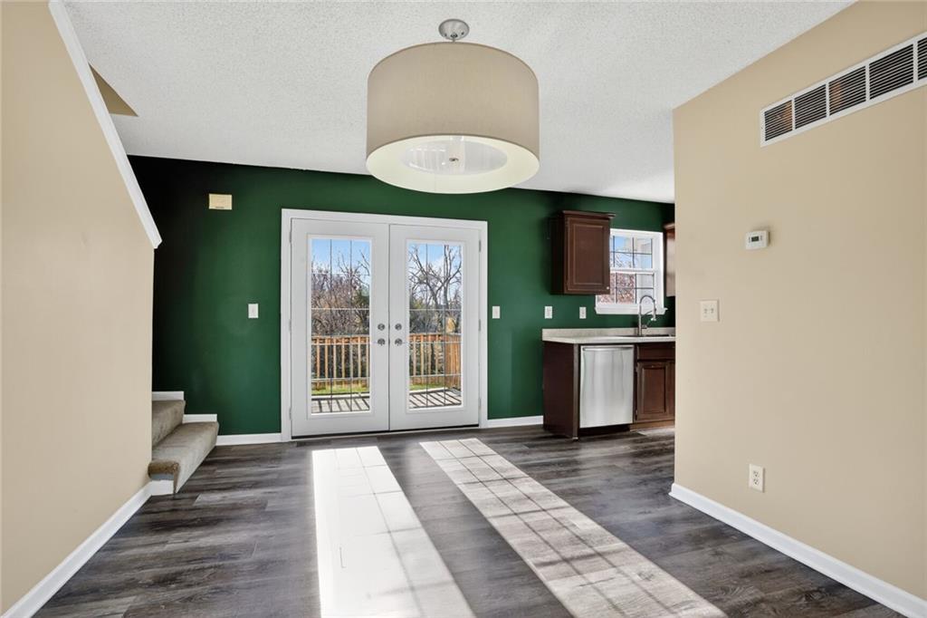 21680 South Main Street Spring Hill, KS 66083 - Photo 4 of 25