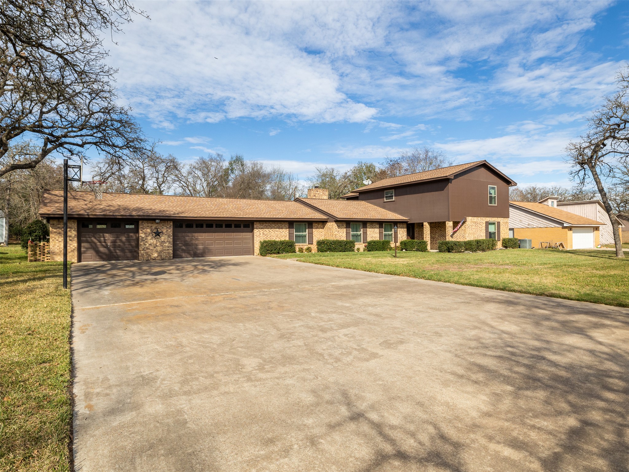 1704 Yokley Road Rockdale, TX 76567 - Photo 3 of 36