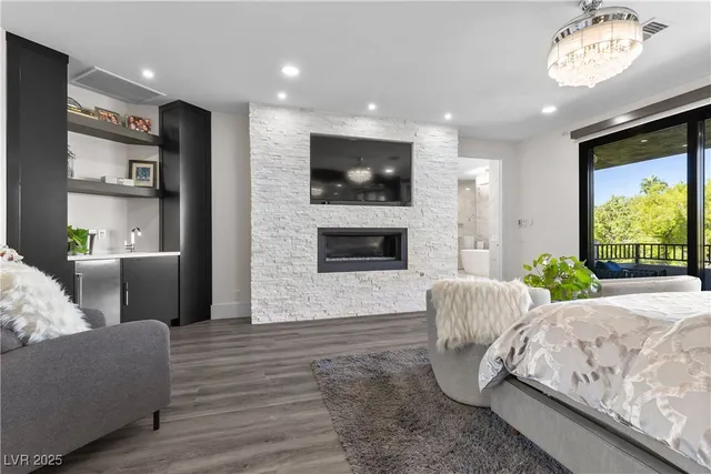 $2,250,000 | 1864 Woodhaven Drive, Henderson, NV 89074