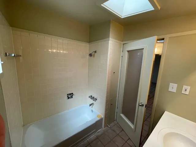 $1,350 | 1714 Summit View Place, Unit 4, Austin, TX 78703