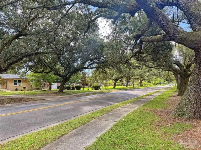 $699,900 | 3801 North 12th Avenue, Pensacola, FL 32503