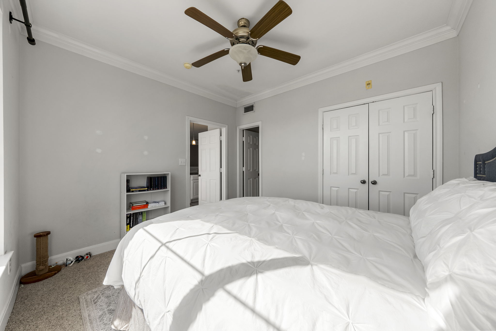 7701 Rialto Boulevard, Unit 1426 Austin, TX 78735 - Photo 20 of 29 Secondary Bedroom