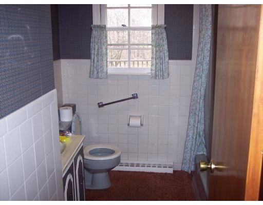 53 Huntington Road Hadley, MA 01035 - Photo 9 of 15 Gallery Image 9