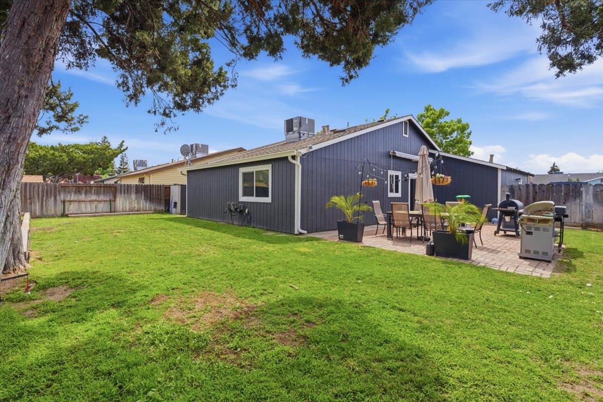 1327 Elena Drive Ripon, CA 95366 - Photo 19 of 26