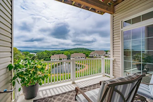 $460,000 | W11558 Island View Court, Lodi, WI 53555