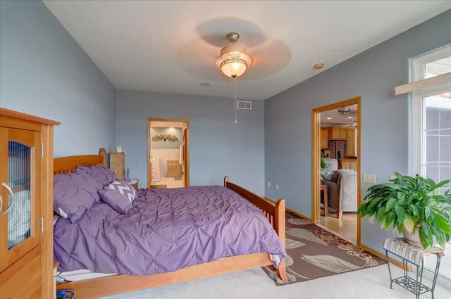 $460,000 | W11558 Island View Court, Lodi, WI 53555