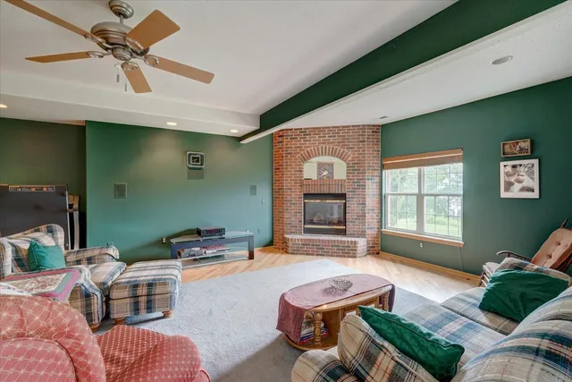 $460,000 | W11558 Island View Court, Lodi, WI 53555