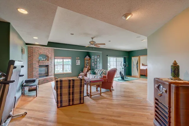 $460,000 | W11558 Island View Court, Lodi, WI 53555