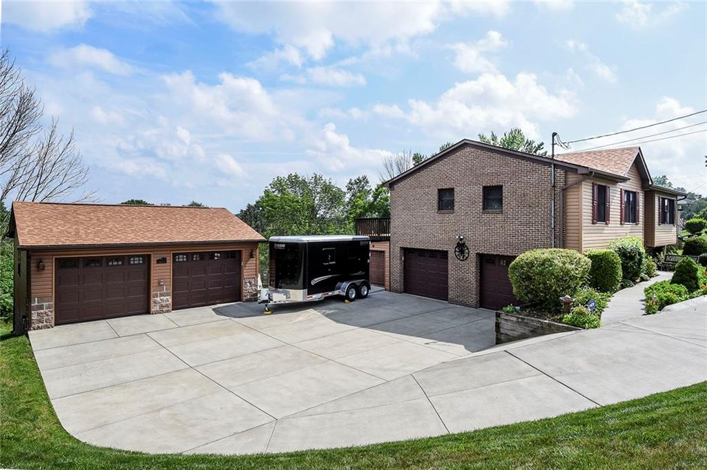 201 County Line Road Bridgeville, PA 15017 - Photo 4 of 25