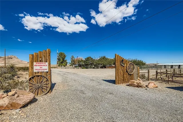 $1,490,000 | 12992 Highway 160, Blue Diamond, NV 89004