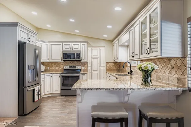 $1,490,000 | 12992 Highway 160, Blue Diamond, NV 89004