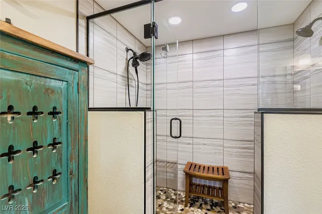 $1,490,000 | 12992 Highway 160, Blue Diamond, NV 89004