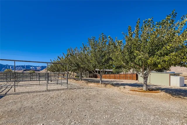 $1,490,000 | 12992 Highway 160, Blue Diamond, NV 89004