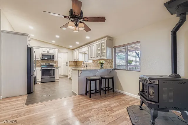 $1,490,000 | 12992 Highway 160, Blue Diamond, NV 89004