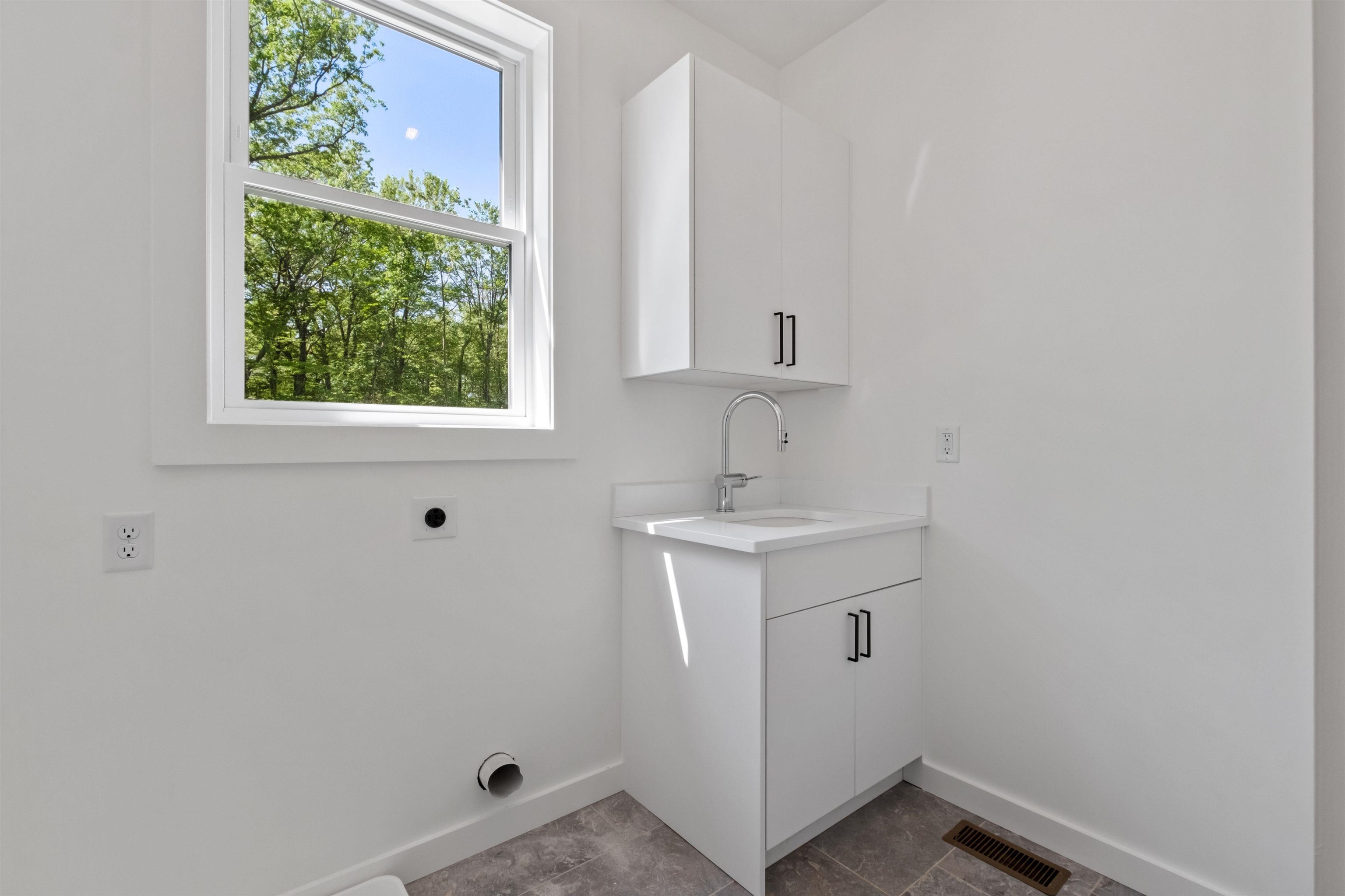 74 Scenic View Road Ashland, NH 03217 - Photo 33 of 55 Gallery Image 33