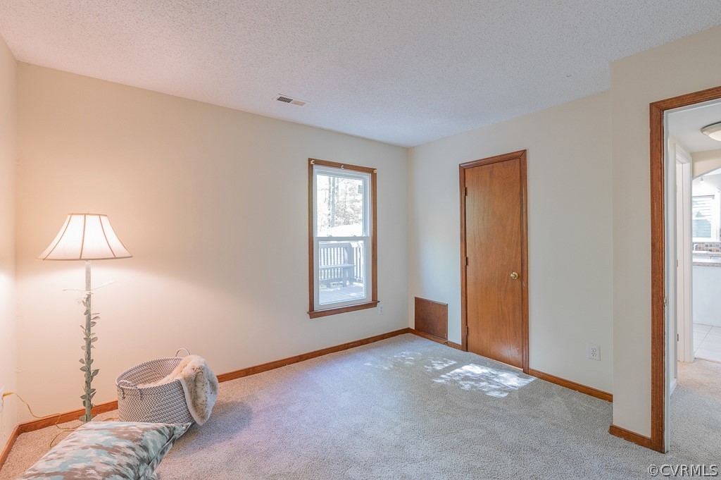 613 Marbleridge Road North Chesterfield, VA 23236 - Photo 33 of 34 Back bedroom w door to Jack & Jill bath - 1st leve