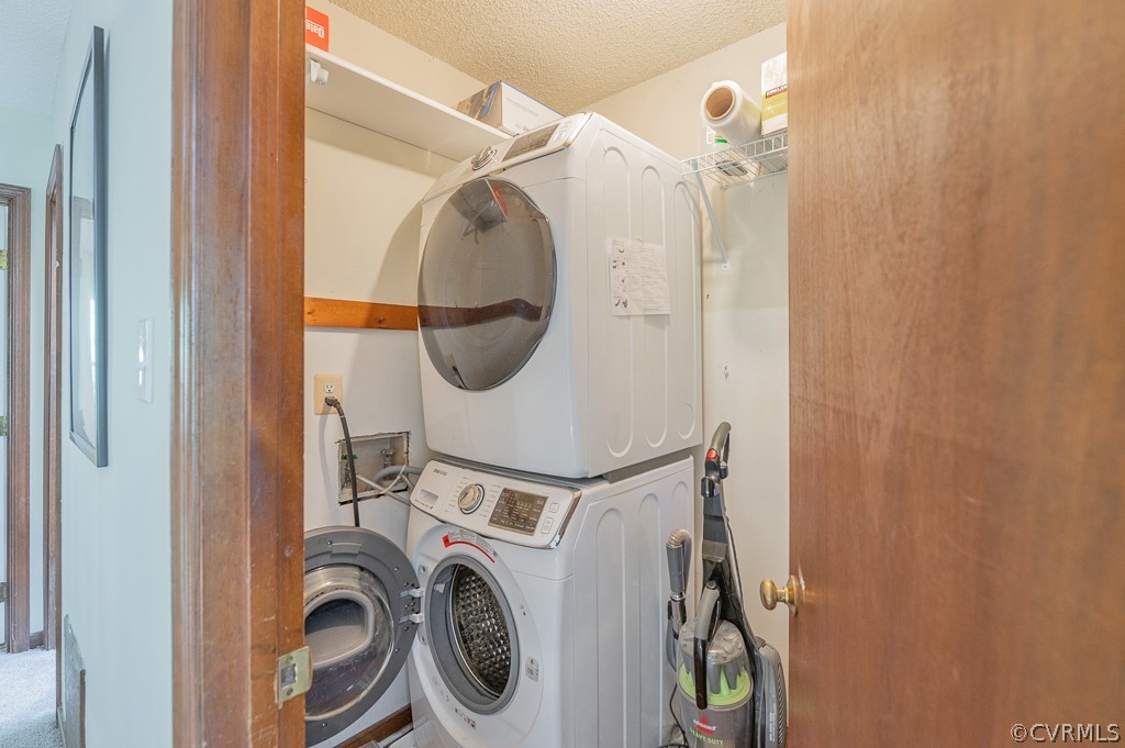 613 Marbleridge Road North Chesterfield, VA 23236 - Photo 34 of 34 Laundry closet - washer & dryer convey