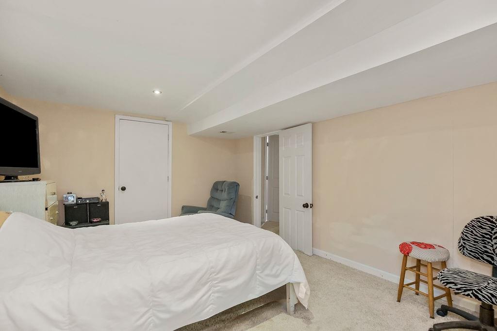 7824 Westridge Road Raytown, MO 64138 - Photo 21 of 28