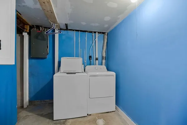 $293,000 | 7824 Westridge Road, Raytown, MO 64138