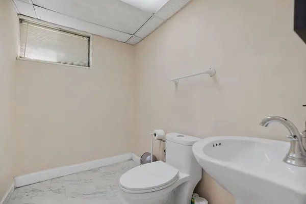 $293,000 | 7824 Westridge Road, Raytown, MO 64138