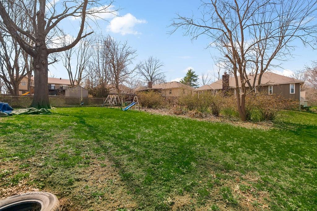 7824 Westridge Road Raytown, MO 64138 - Photo 28 of 28