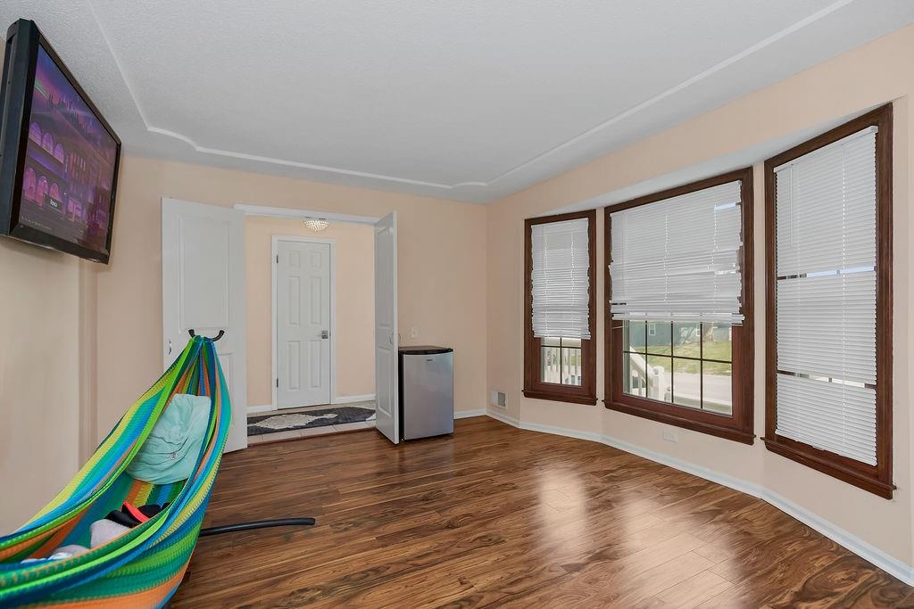 7824 Westridge Road Raytown, MO 64138 - Photo 4 of 28