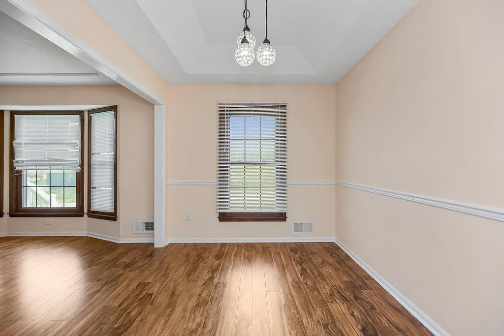 7824 Westridge Road Raytown, MO 64138 - Photo 5 of 28