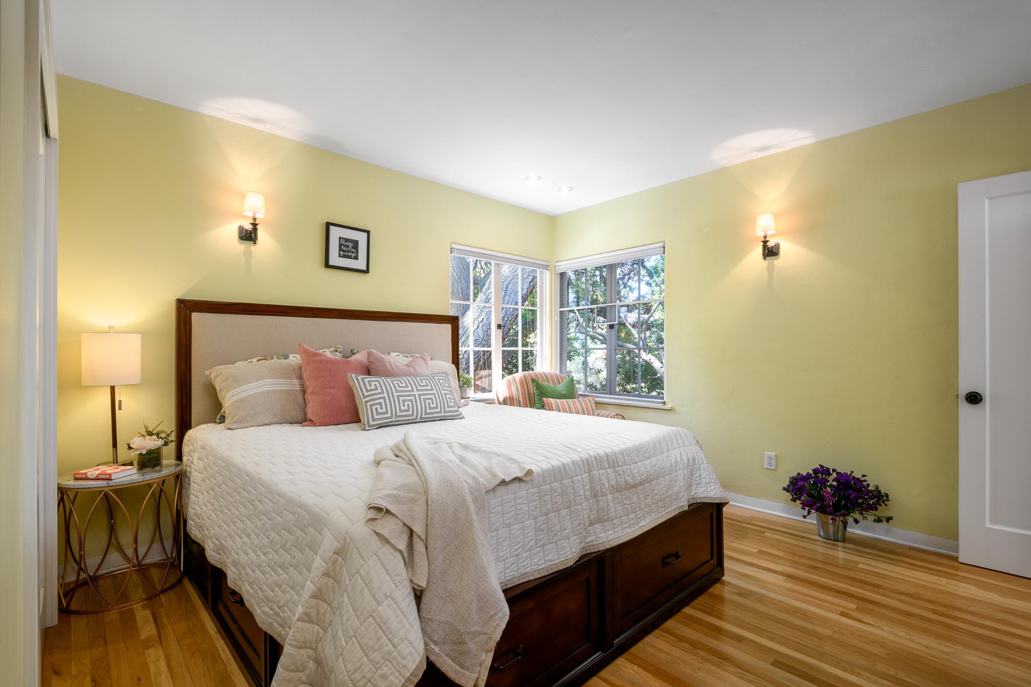 115 Fairview Road Ojai, CA 93023 - Photo 15 of 30 Primary Bed Room