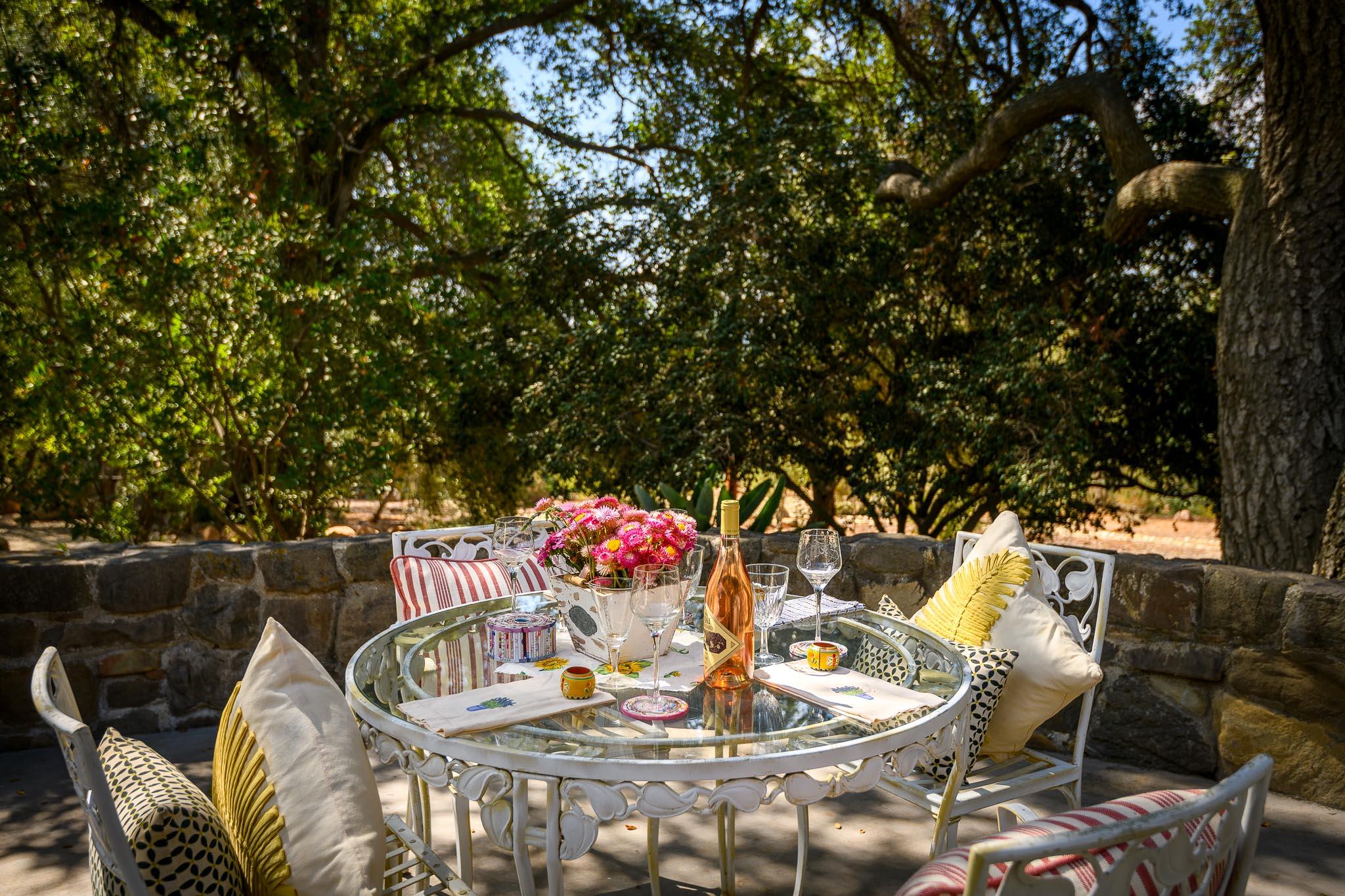 115 Fairview Road Ojai, CA 93023 - Photo 3 of 30 Romance