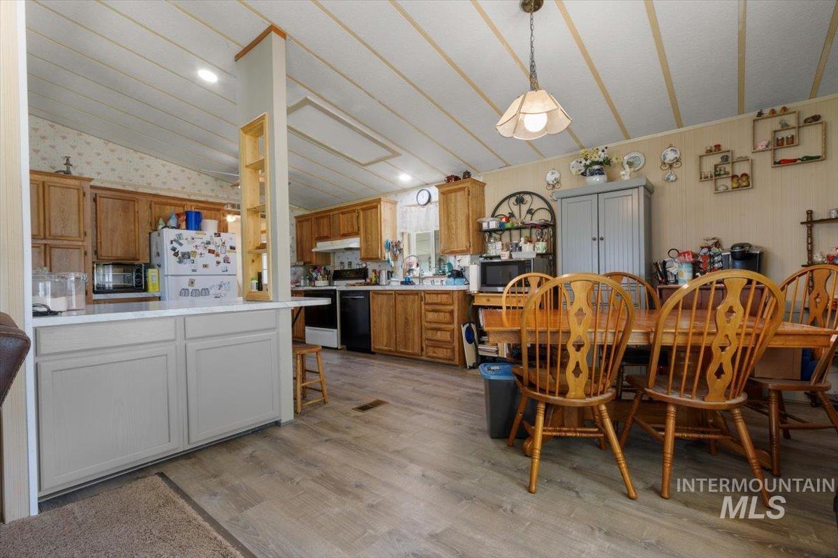 31854 Apple Valley Road Parma, ID 83660 - Photo 11 of 44