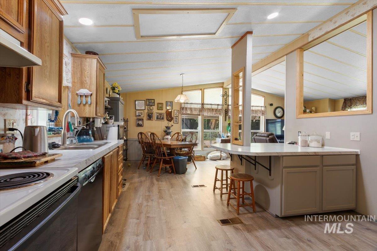 31854 Apple Valley Road Parma, ID 83660 - Photo 13 of 44