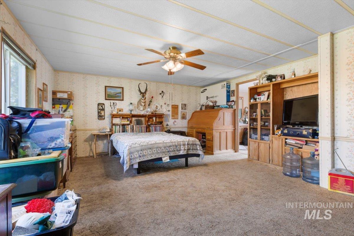 31854 Apple Valley Road Parma, ID 83660 - Photo 18 of 44