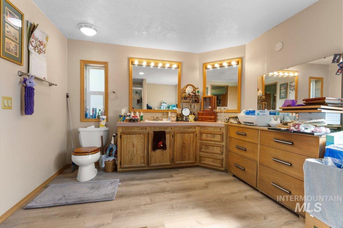 31854 Apple Valley Road Parma, ID 83660 - Photo 21 of 44