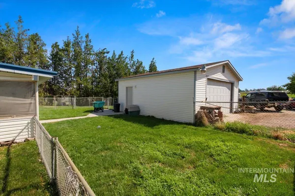 $475,000 | 31854 Apple Valley Road, Parma, ID 83660