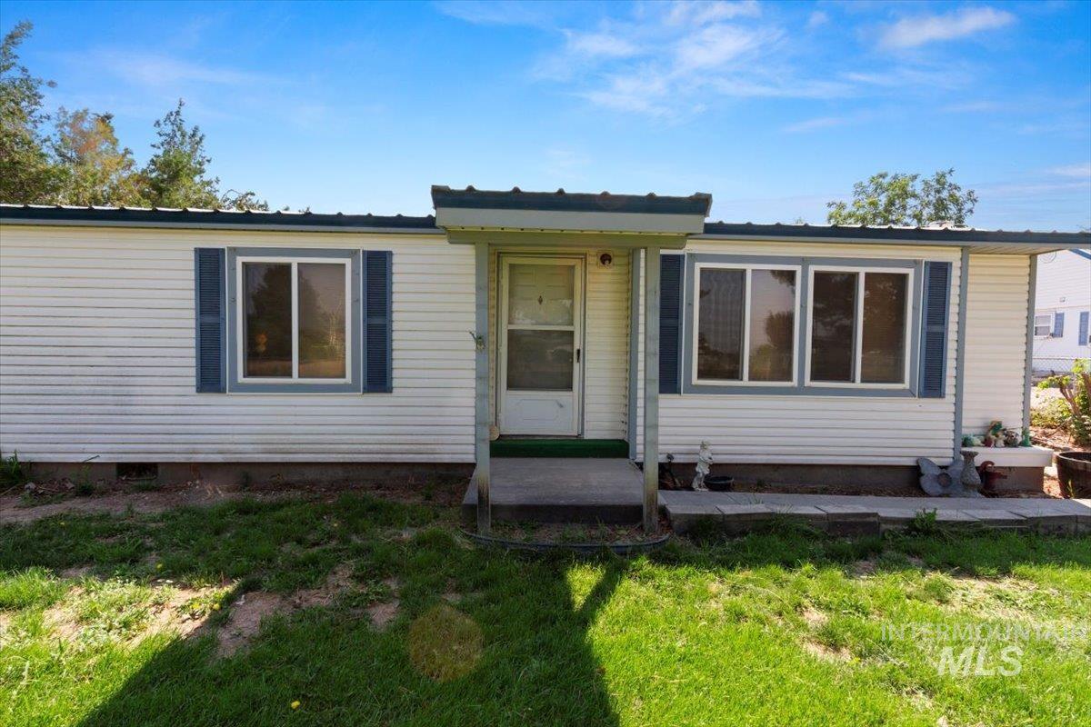 31854 Apple Valley Road Parma, ID 83660 - Photo 5 of 44